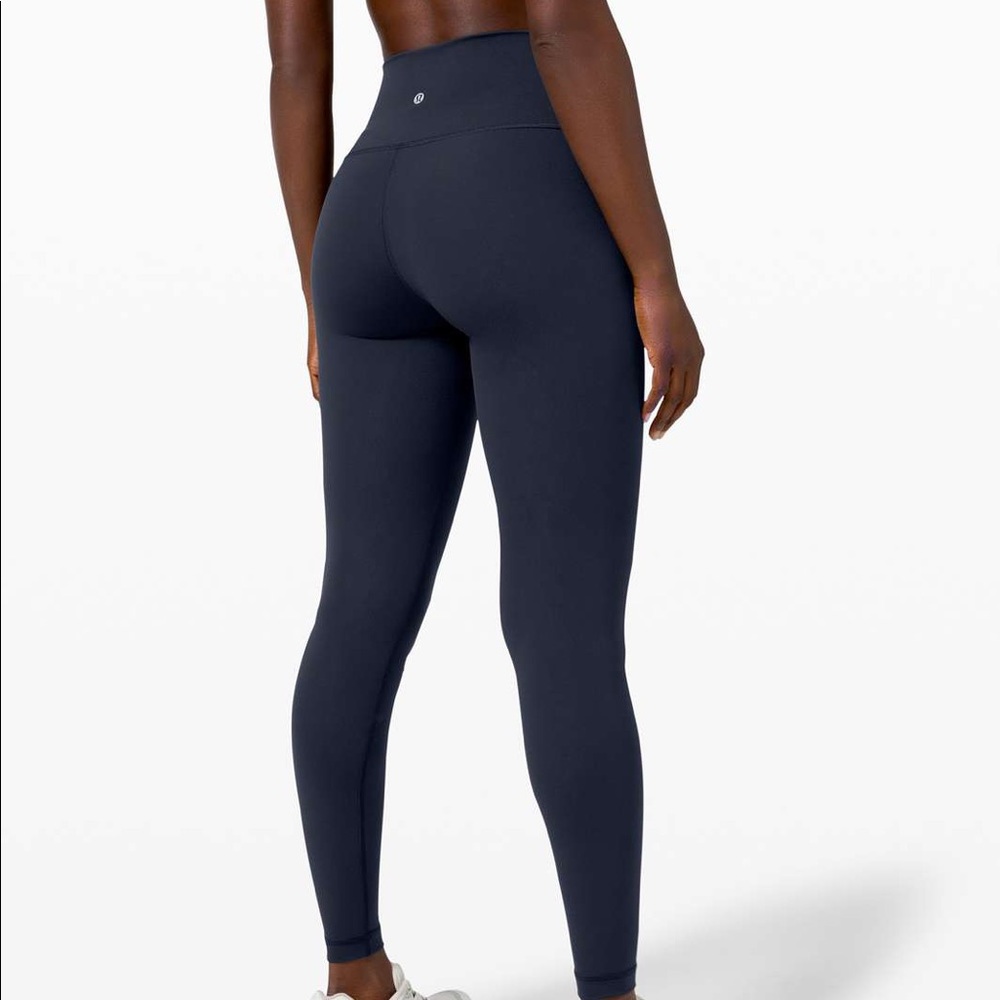 Navy Lululemon Wunder Under HR 25 inch